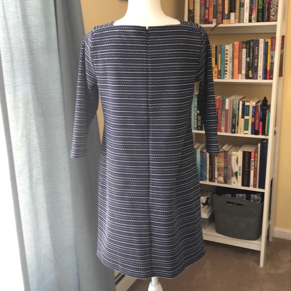 LOFT Shift Dress in Size SP - Picture 5 of 8